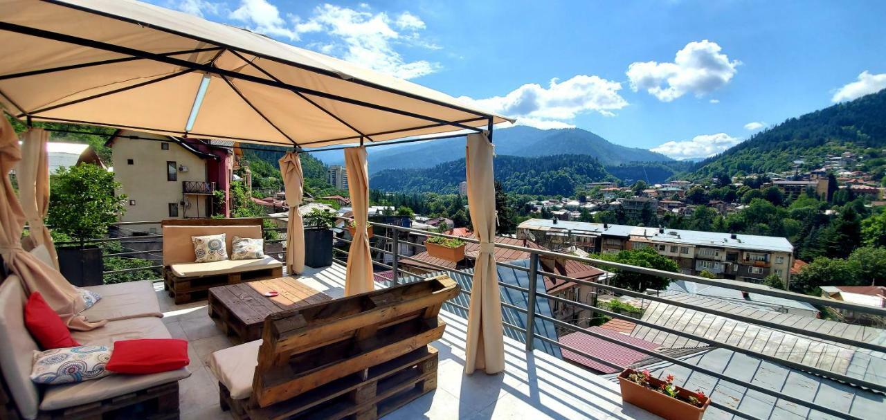 Borjomi Inn Esterno foto