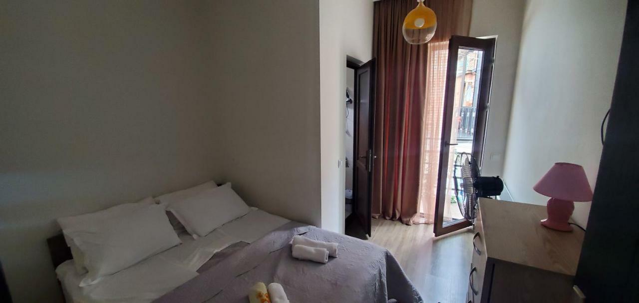 Borjomi Inn Esterno foto